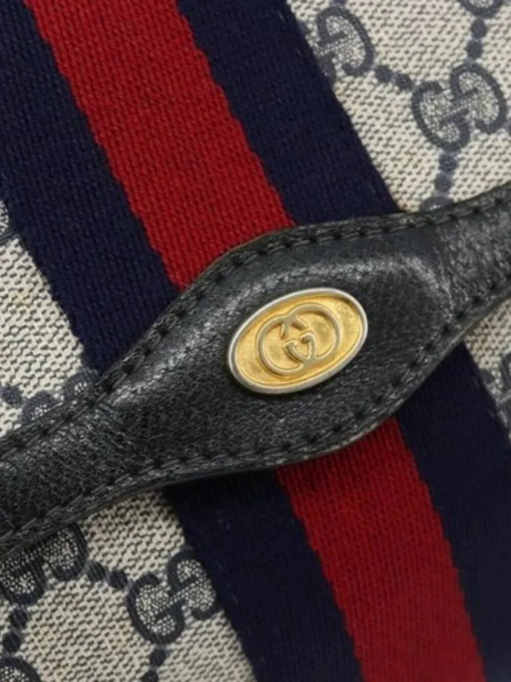 GUCCI GG Supreme Sherry Line Clutch Bag PVC Navy Gold 41 014 3087 25 Auth 180897